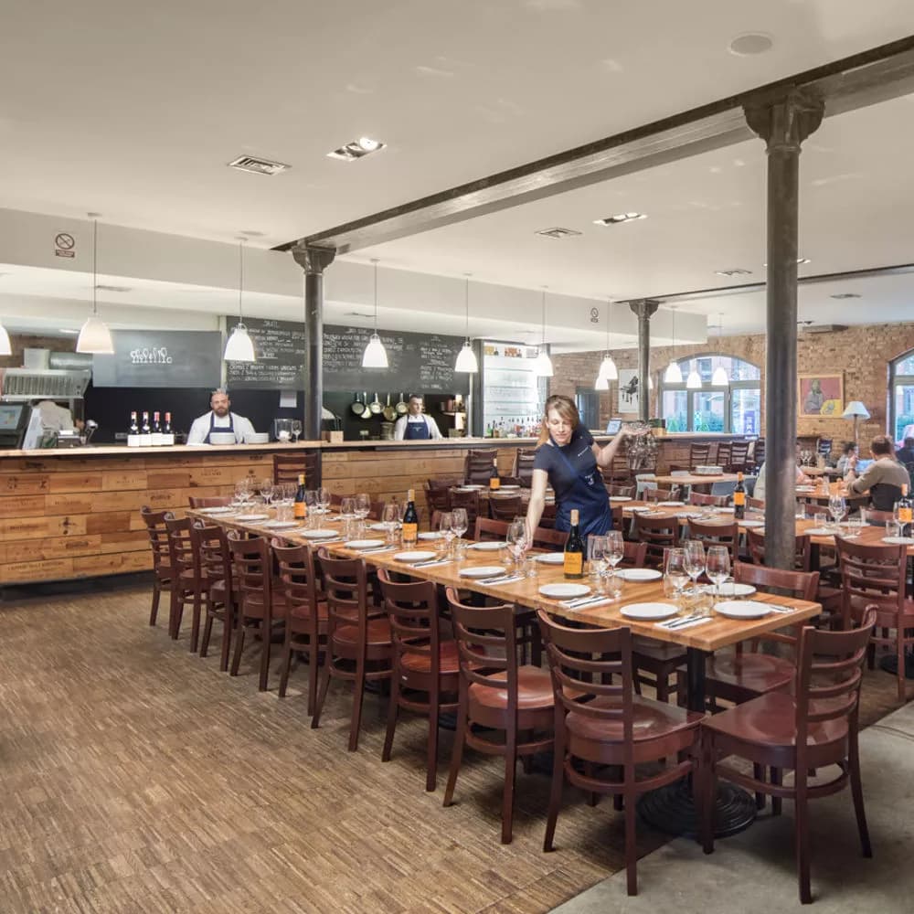 Mielżyński — Wine bar & sklep z winem